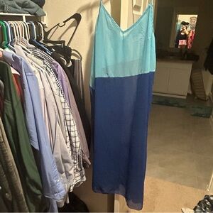 Women’s bathing suit cover up